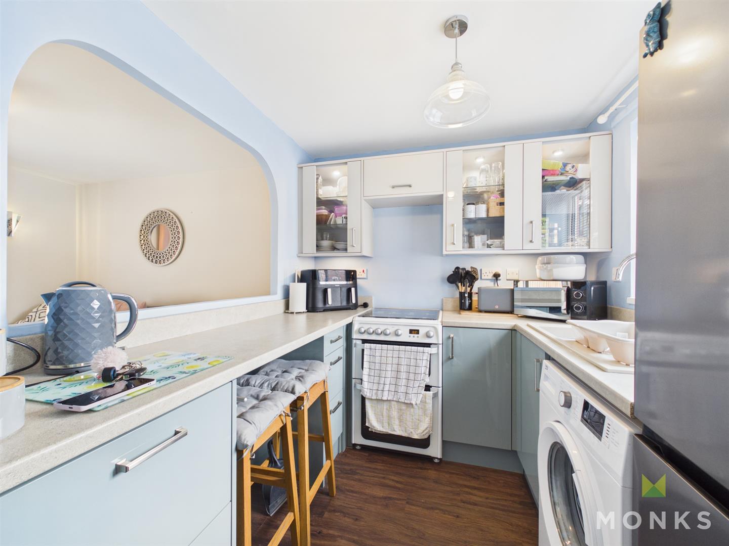 8 Rowley Court, Shrewsbury, SY2 6ET For Sale